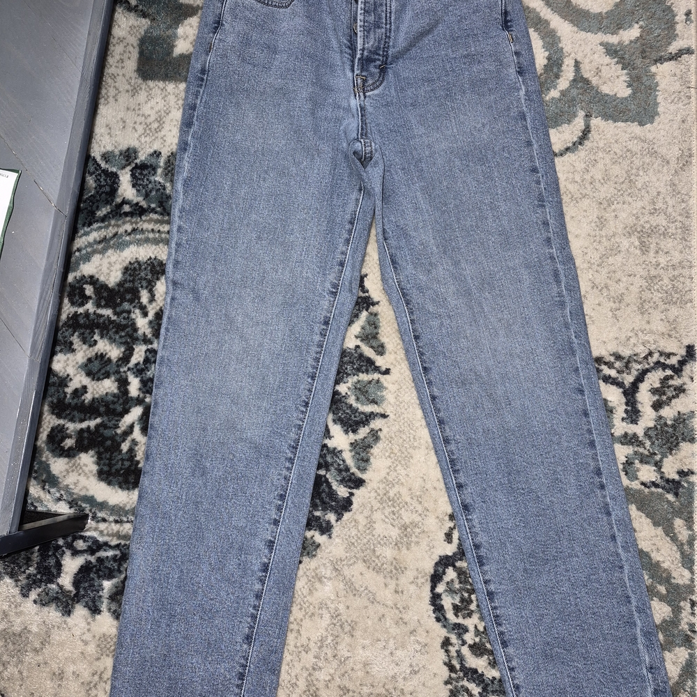 Universal Thread Light Blue Denim Jeans